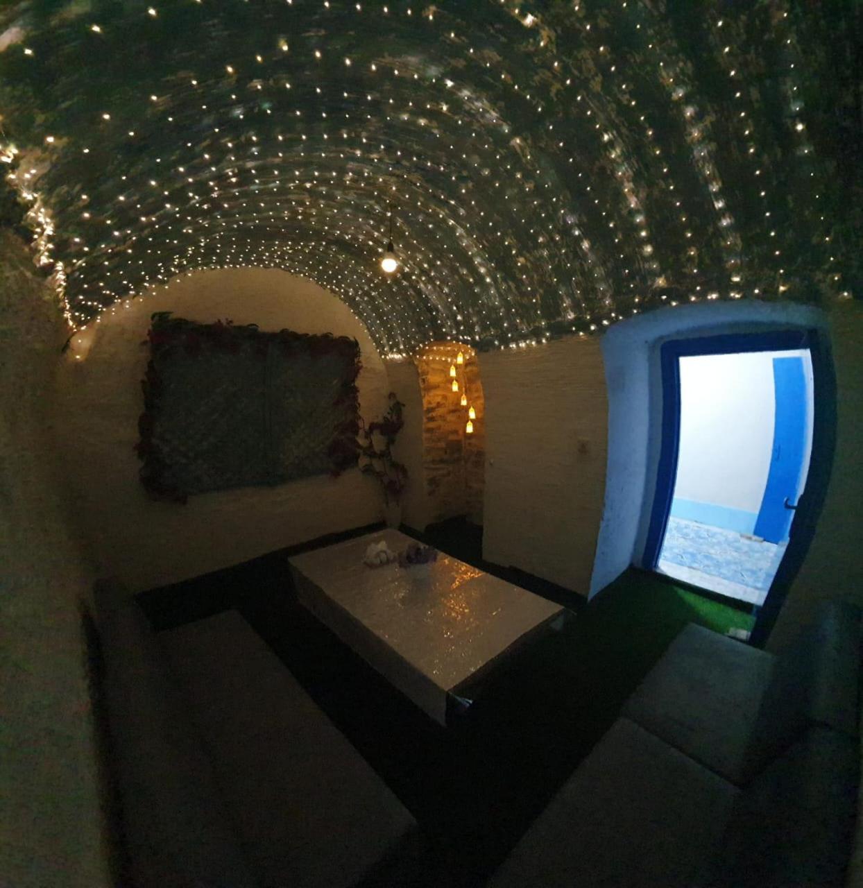 Central Baku Hostel Экстерьер фото